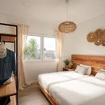 Eco Surflodge Azores Деревянный коттедж *