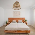 Деревянный коттедж Eco Surflodge Azores Рибейра-Гранди