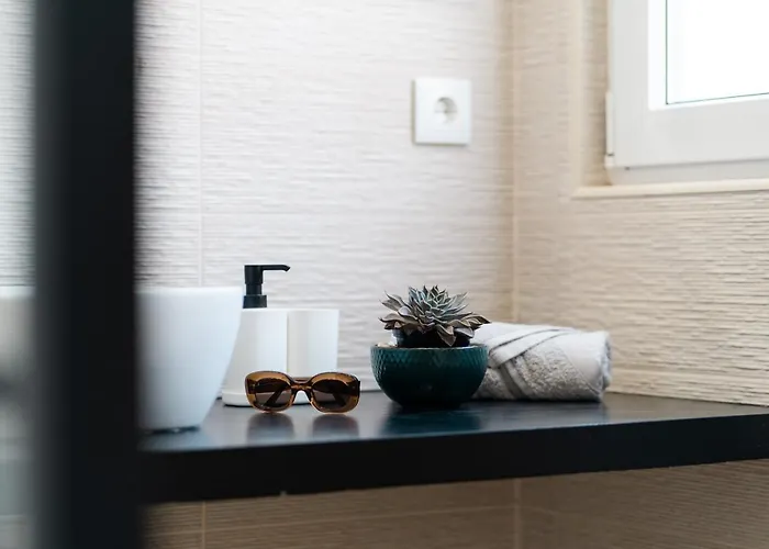 Eco Surflodge Azores Lodge